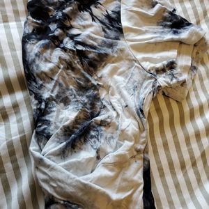 Grey and white tie die crop top